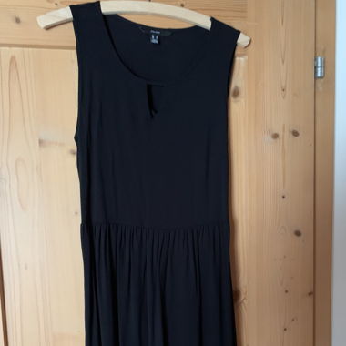 Verkaufe Schwarzes kleid