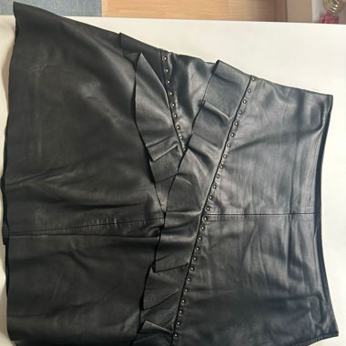 Leather skirt 