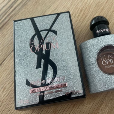 YSL Black O pium Glitter 