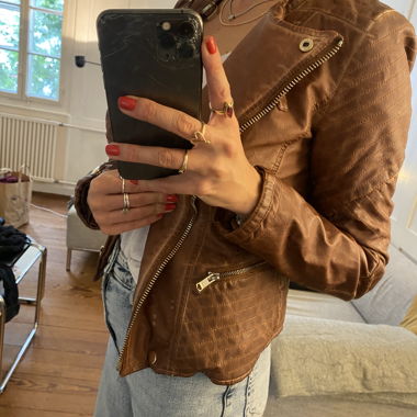 braune Lederjacke