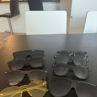 Lunettes de soleil et autres 