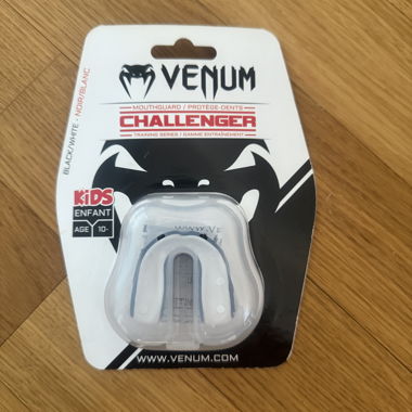Venum Challenger mouthguard kids new