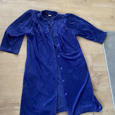 blaues Kleid - zum Thriften