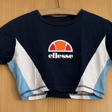 Crop top Ellesse blu e bianco
