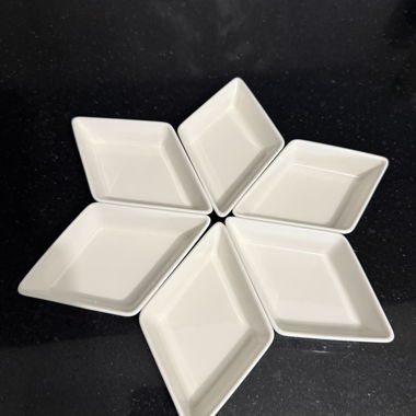 Weisse Porzellan Schalen-Set Stern (6x)