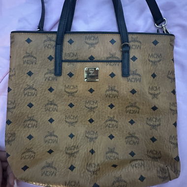 Borsa MCM