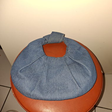 Cuscino ad anello in denim