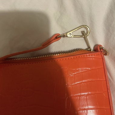Orangene Tasche