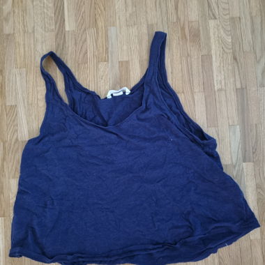 Crop top blu scuro con spalline