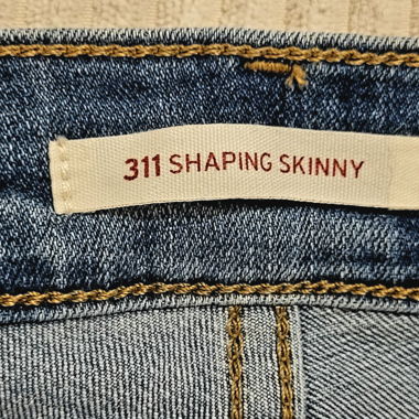 Levis 311 26/32