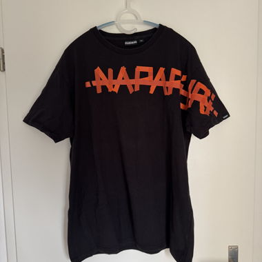 T-shirt Napapijri nero con stampa
