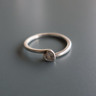 Bague Pandora argentée cœur