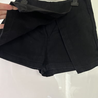 Schwarz Hosenrock