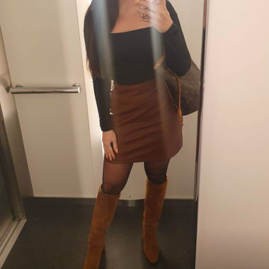 Jupe marron simili 
