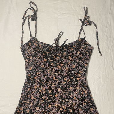 Robe d'été fleurie à bretelles
