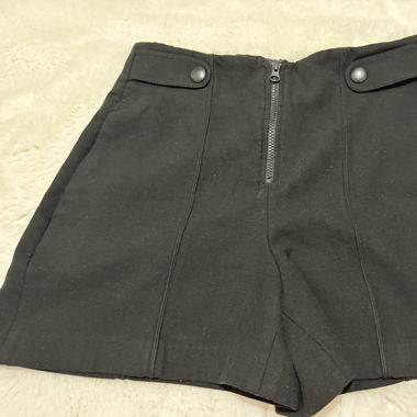 short classe noir 
