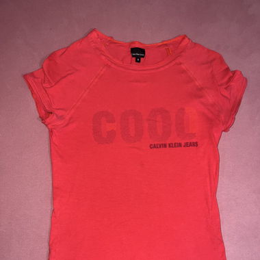Rotes Calvin Klein T-Shirt