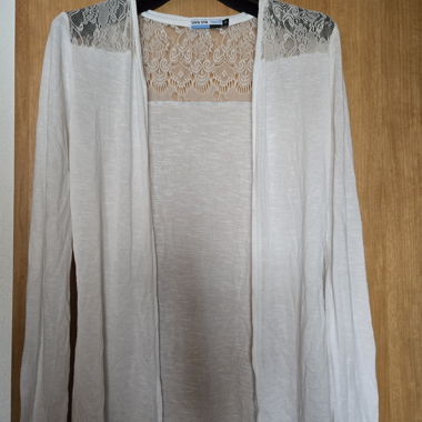Gilet en dentelle blanc