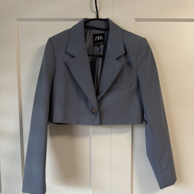 Blauer cropped Blazer