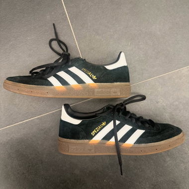 Adidas spezial black 