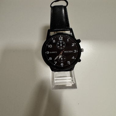 Quartz Wristwatch