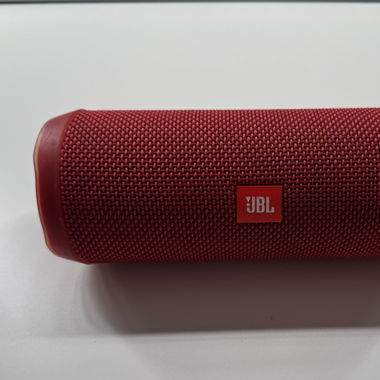 JBL Flip 4 – Bluetooth Lautsprecher – Rot