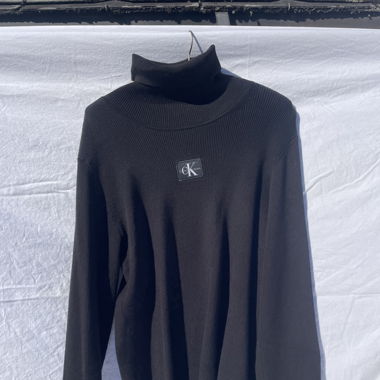 Pull - CALVIN KLEIN