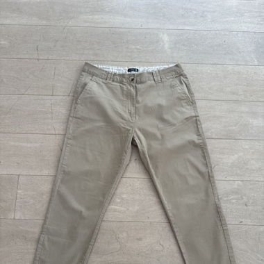 Lange beige Hose