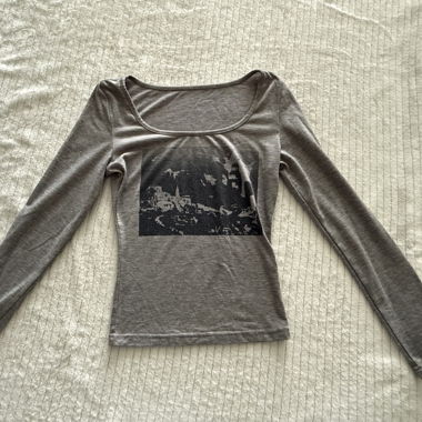 Long Sleeve Graphic Top