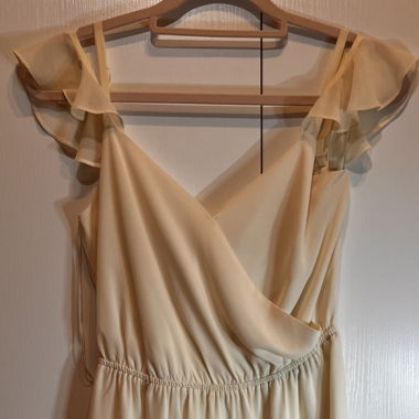 GUESS Cream Chiffon Mini Dress – Size M 