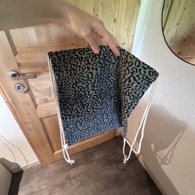 Leopard-Kordelbeutel
