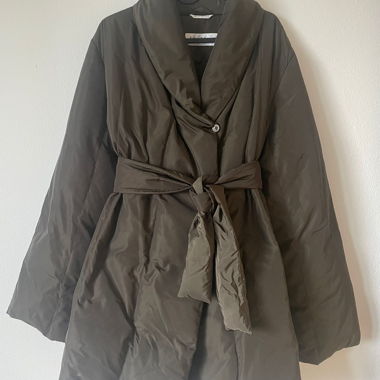 Piumino MaxMara con cintura rimovibile 
