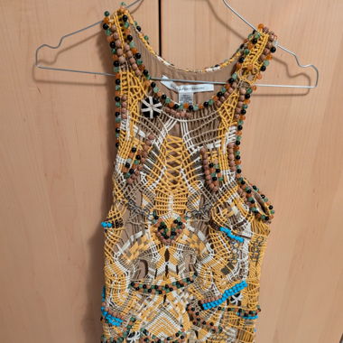 Gelbes Kleid
