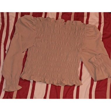 Long sleeve ruffle top