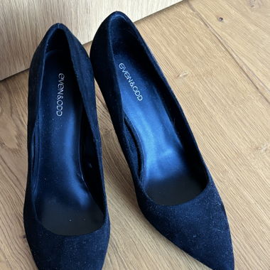 Schwarze Absatzschuhe, Even & Odd