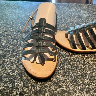 Sandales "Les Tropeziennes" neuves taille 38