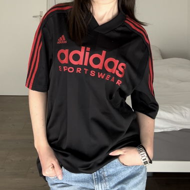 ADIDAS SPORTSWEAR TSHIRT