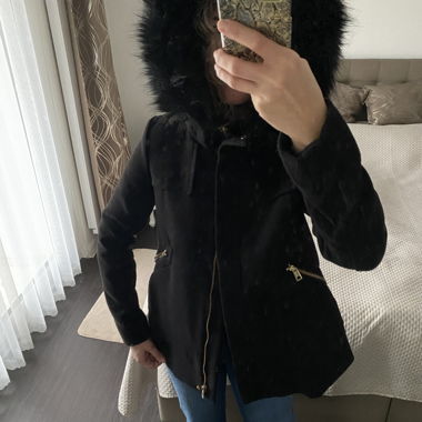 Zara Winterjacke schwarz