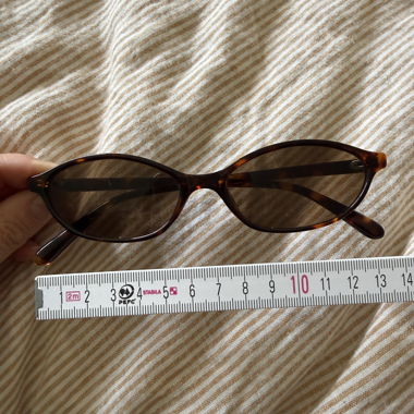 Brown tortoiseshell sunglasses
