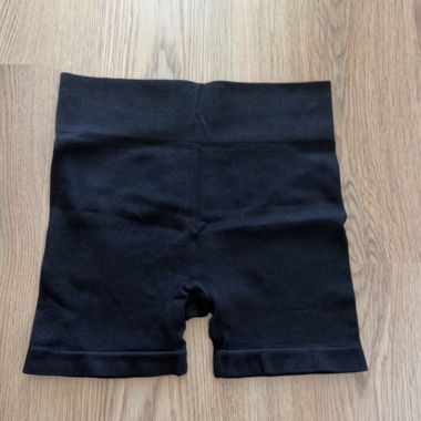 Short basic senza cuciture neri