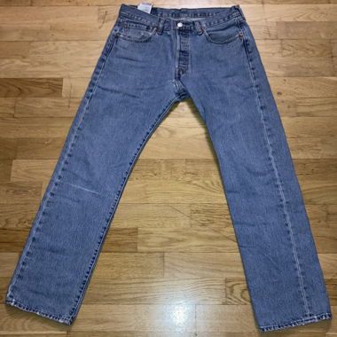 Levis jeans