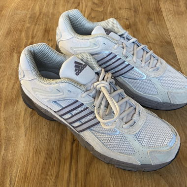 Adidas Sneaker