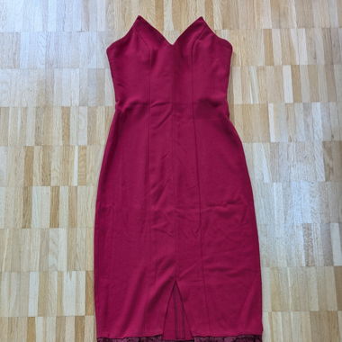 Abito Rosso in Pizzo