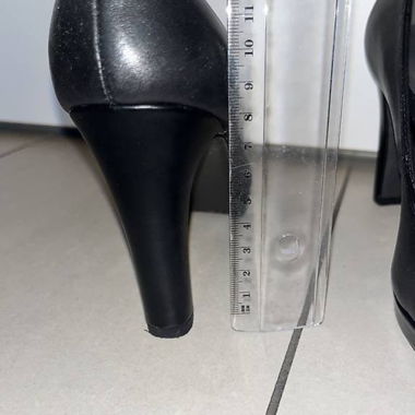 Schwarze High Heels Gr. 36