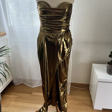 Robe Dorée