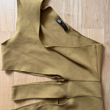 Zara Knit-Kleid
