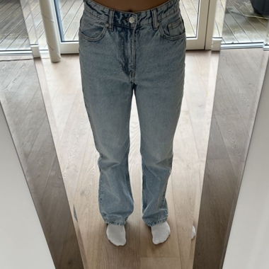 Hellblaue Jeans