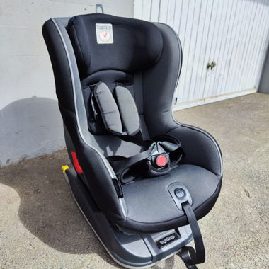 Siège auto enfant Peg-Perego avec châssis 