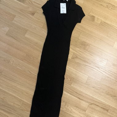 Robe noire neuve