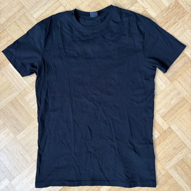 Basic T-Shirt